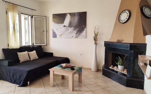 Modern 1Br apt , Garden , View & AC