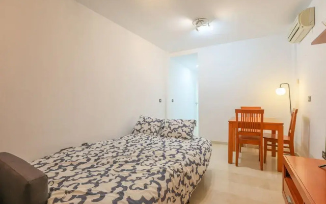 Manuel De Falla Ii in Dos Hermanas