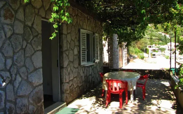 Apartment House Matko