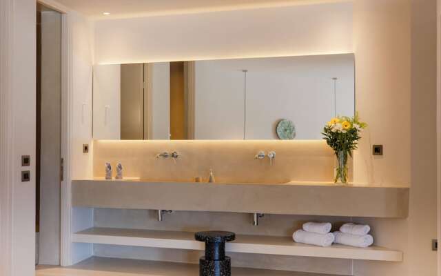 Santopaz Suites