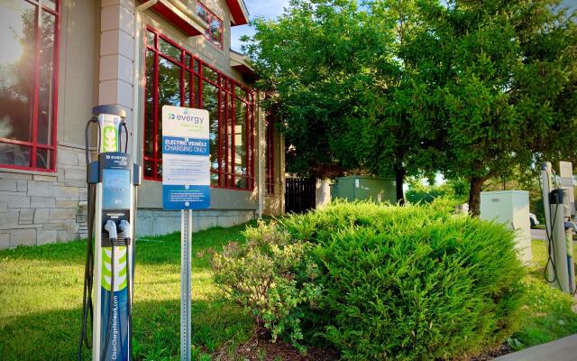 Holiday Inn Express Hotel & Suites Olathe North by IHG