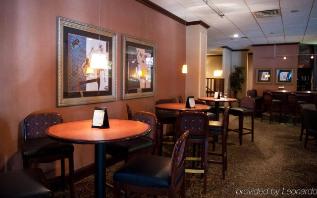 Delta Hotels by Marriott Utica