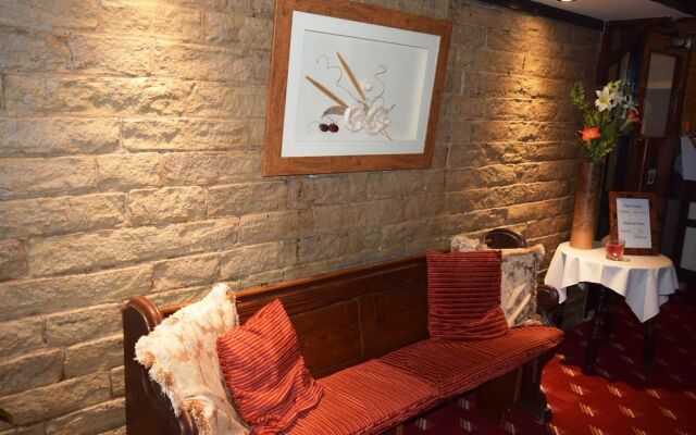 Lanehead Hotel