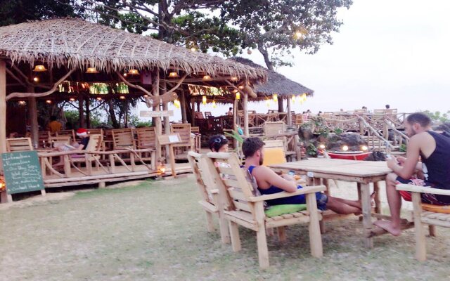 Lanta Riversand Resort