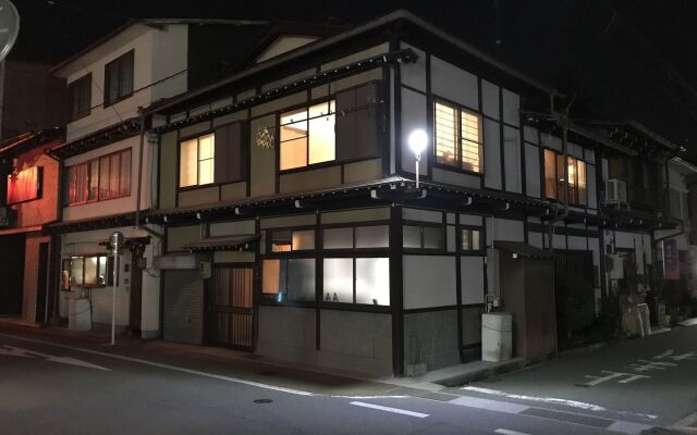 Guesthouse DARUMA - Hostel