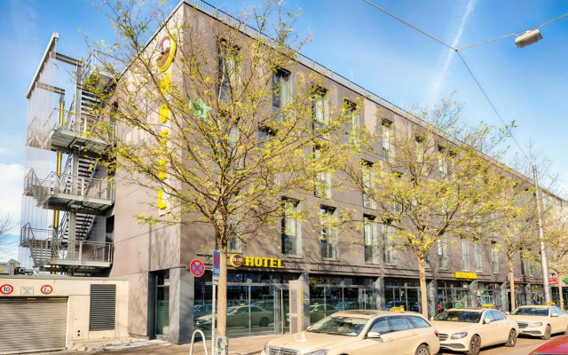 B&B Hotel München-Moosach