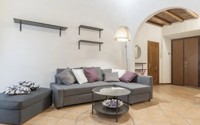 Pantheon Charming Apartment