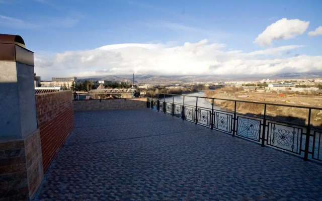 Iceberg Hotel