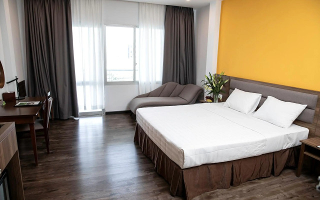 Liberty Hotel Saigon Parkview