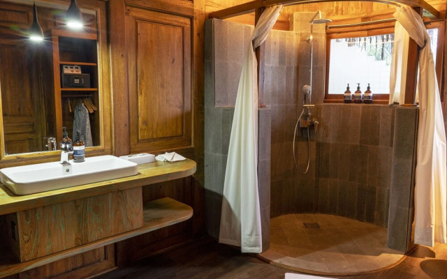 Tira Vilagna Suites & Spa