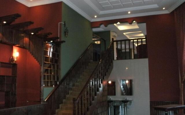Almeswari Suites