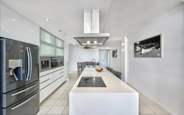 Centrepoint Apartments Cairns