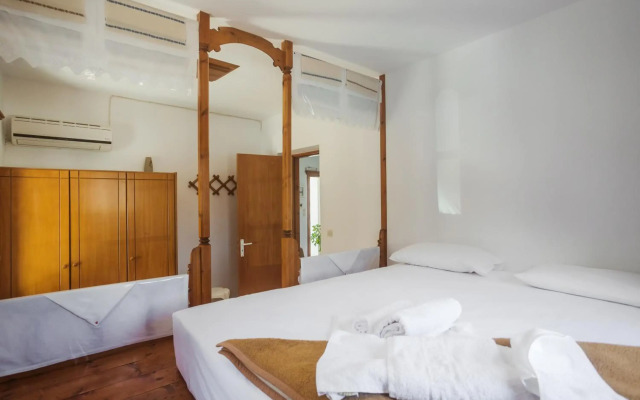 Arhontiko Hotel