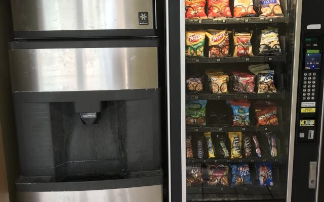 Travelers Inn Medford