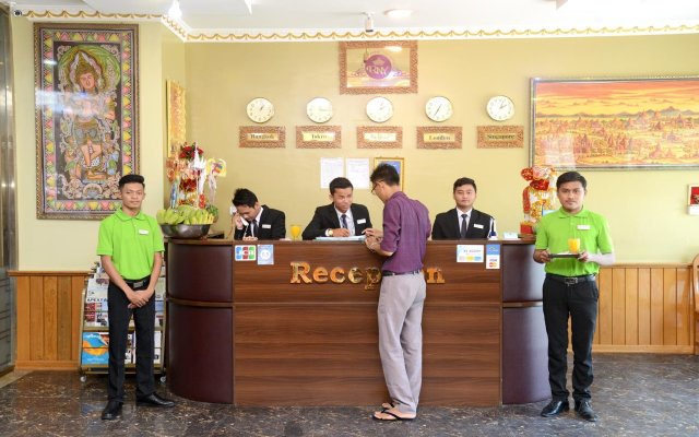 Royal Naung Yoe Hotel