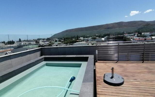 Hermanus Waterfront Apartment No.20