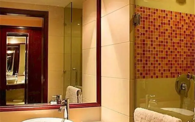 Sapphire Hotel