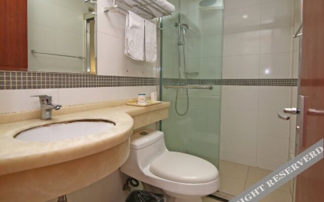 Homeinn Plus Hotel (Shanghai Zhonghuan Jinshajiang Road Fengzhuang Subway Station)