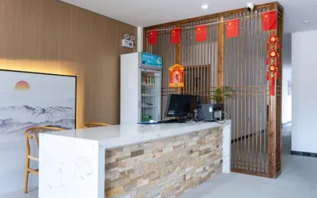 Yueke Village Country Inn