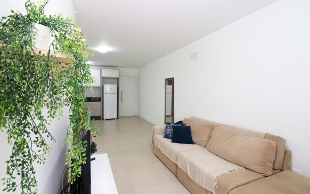 Ótimo apartamento a 200m mar - BU01I