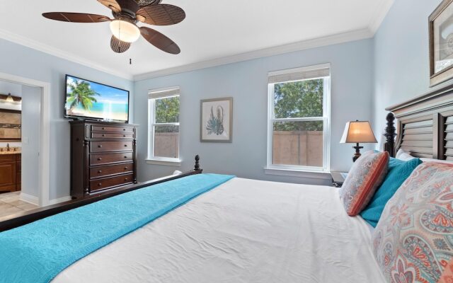 Champagne And Roses Fr 218 Tahitian Way