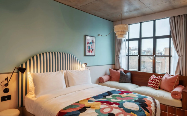 room2 London Chiswick Hometel