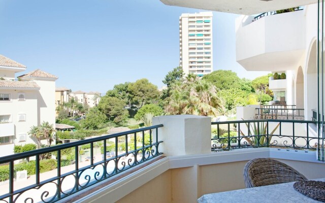 Luxury beach apartment Elviria, Marbella