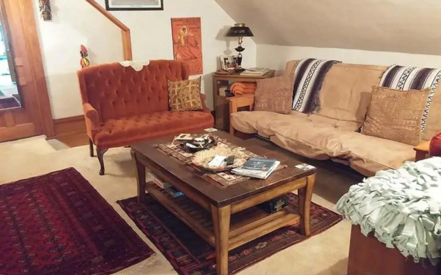 Oasis Bed and Breakfast