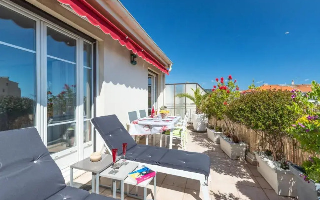 Le Mantega - F2 Moderne,Centre Ville, 2 Grandes Terrasses,Climatisation, Ascenseur