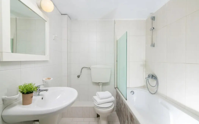 Golden Valentin Apartments