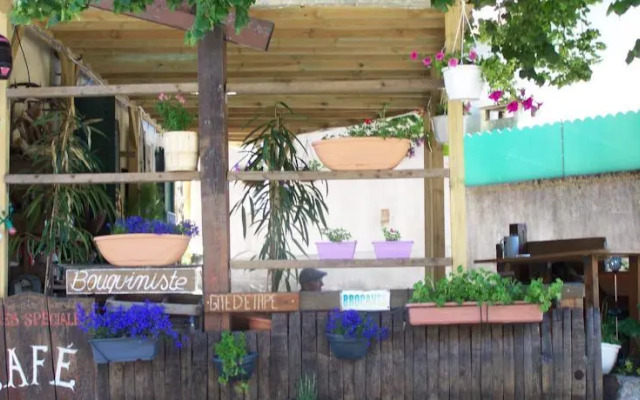 Chiffs Gîte Le Régourdier