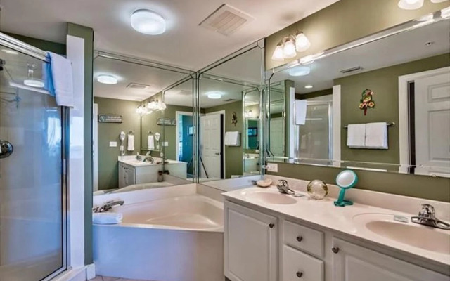 Sunrise Beach 1105 - 1165002