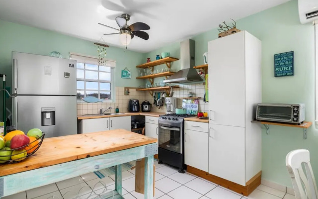 Quiet Cozy Central 2br1ba w Private Pool BBQ