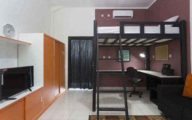 RedDoorz near University of Indonesia