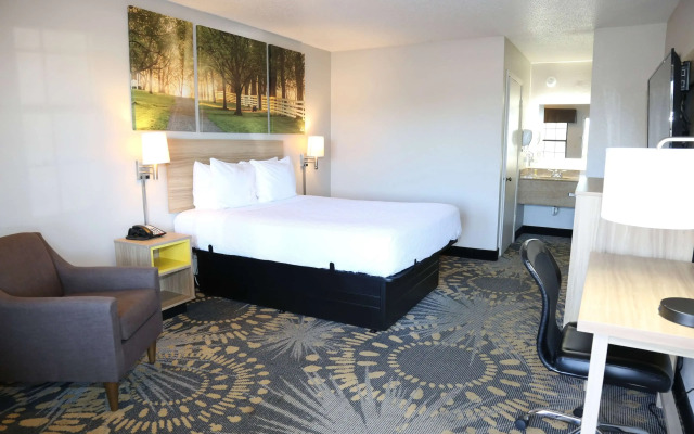 Days Inn by Wyndham Monroe LA