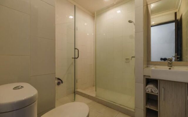 Reddoorz Plus @ Jalan Petojo Utara