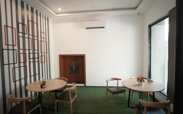 Terrazzo Suits