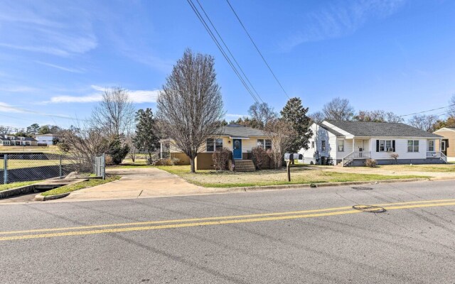 Tuscaloosa House 2 Mi to Coleman Coliseum!