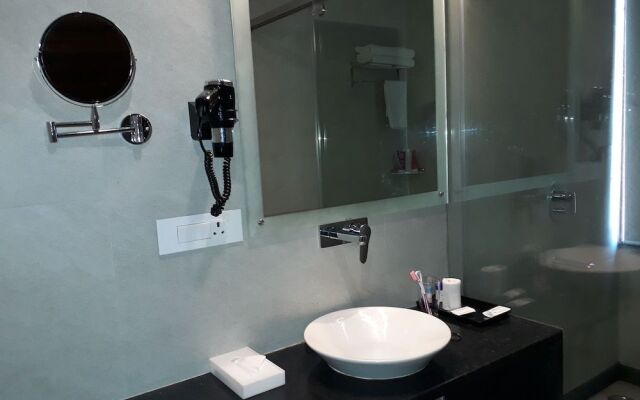 Hotel Silk City