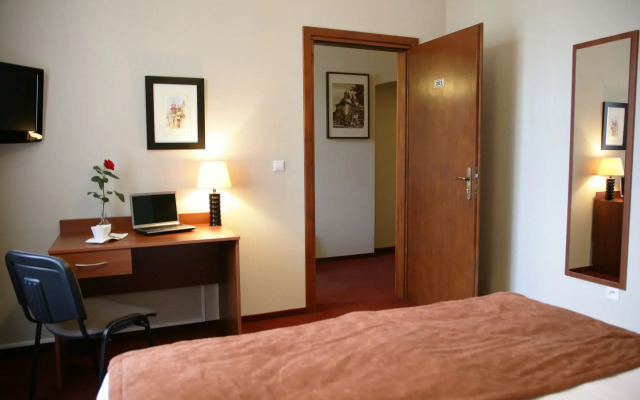 Aparthotel Globus