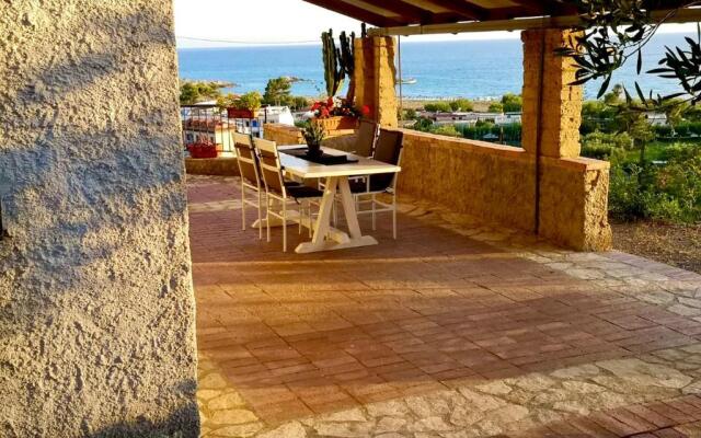 Villa Lo Scoglio