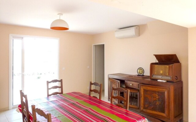 House With one Bedroom in Salies-de-béarn, With Wonderful Mountain Vie