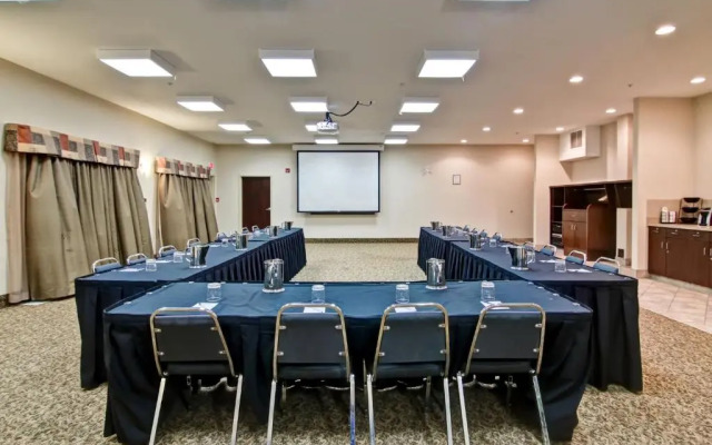 Super 8 Camrose
