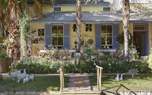 Yellow Aloe Guesthouse