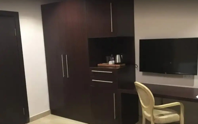 The Cabin Hotel