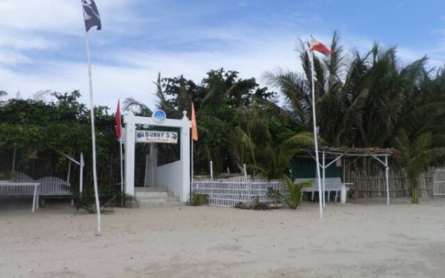 Bunny's Beach Resort