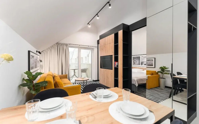 Comfortable Apartment With Balcony, Pool, Sauna