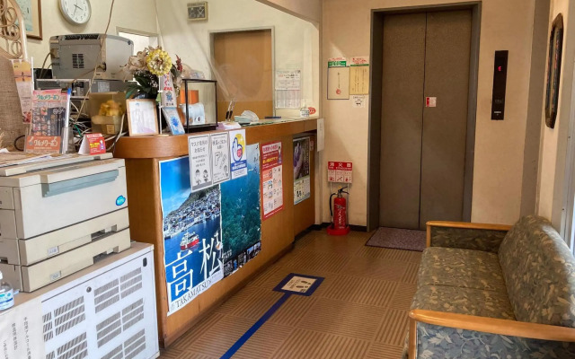 Business Hotel Chateau Est Takamatsu
