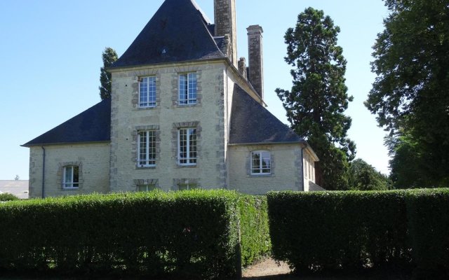 Château Turgot Gîtes