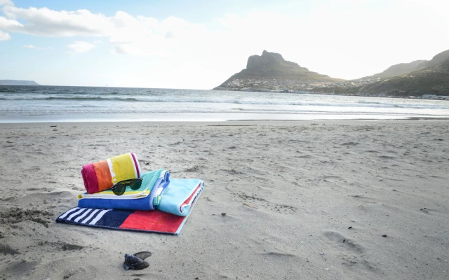 dk villas 1 Harbour View Hout Bay